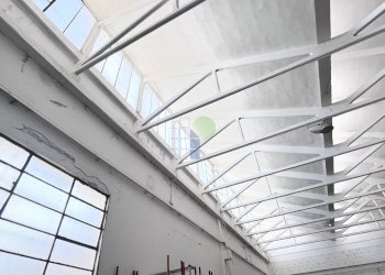 soffitti capannone - Locale Commerciale Via Grotta delle Fate 89, Livorno - foto 3