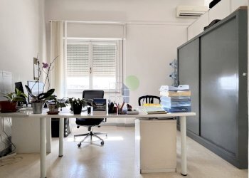terzo ufficio operativo - Office Via L. da Vinci 35, Livorno - photo 16
