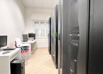 sala server - Ufficio Via L. da Vinci 35, Livorno - foto 4