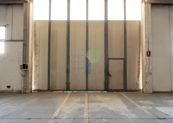 portone carrabile - Commercial Premises Via per Rosignano 11, Rosignano Marittimo - photo 6