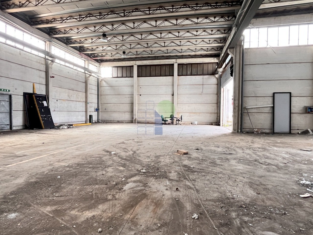 interno capannone - Commercial Premises Via dell'Artigianato 82, Livorno - photo 2