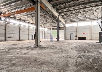 interno capannone - Commercial Premises Via dell'Artigianato 82, Livorno - photo 1