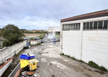 piazzale di ingresso alla struttura - Commercial Premises Via dell'Artigianato 82, Livorno - photo 19