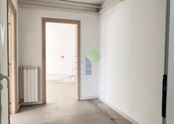 uffici della palazzina - Commercial Premises Via dell'Artigianato 82, Livorno - photo 24