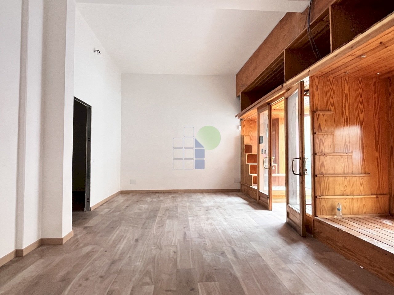 interno negozio - Commercial Premises Via Buontalenti  80, Livorno - photo 3