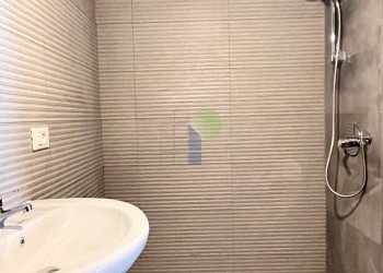 bagno - Commercial Premises Via Buontalenti  80, Livorno - photo 8