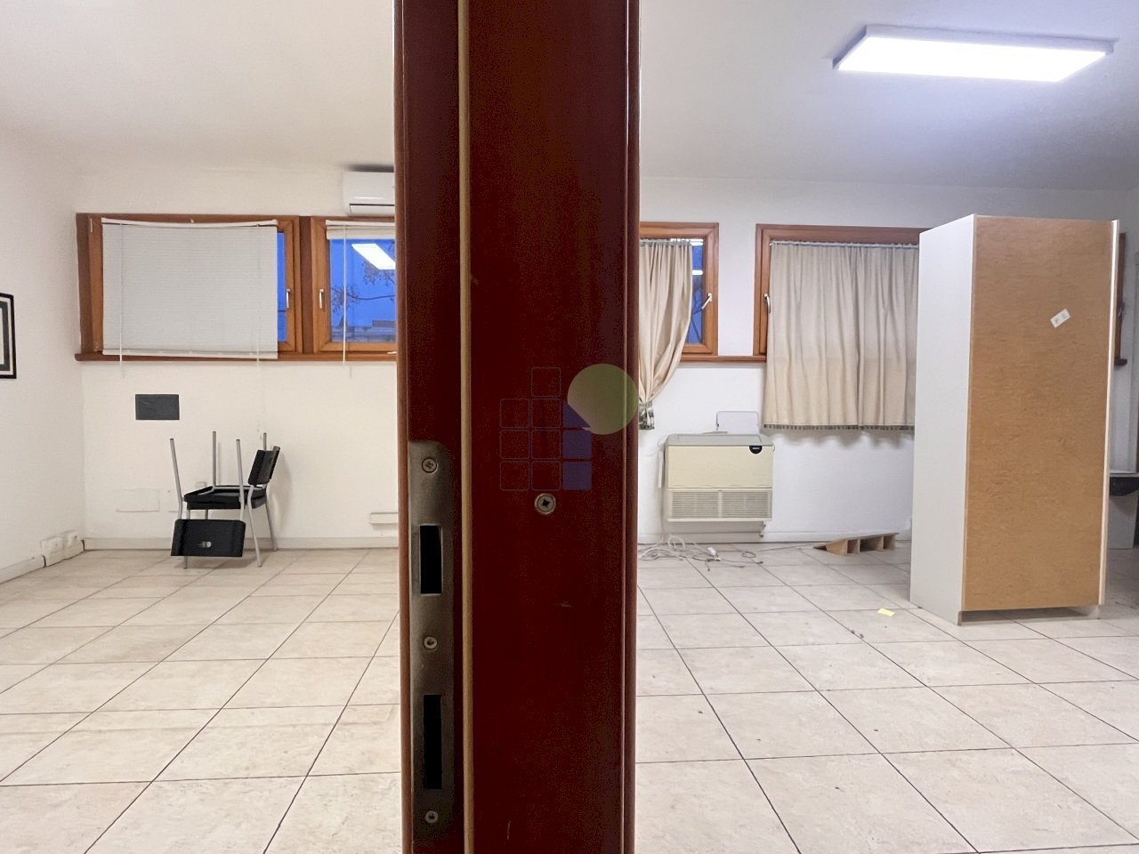 panoramica dei due vani - Office Via L. da Vinci 36, Livorno - photo 3