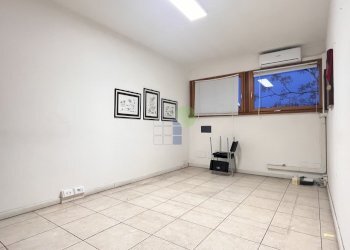 ufficio direzionale - Office Via L. da Vinci 36, Livorno - photo 1