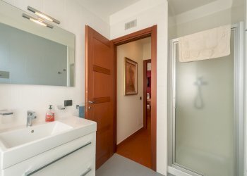 30668efd-c348-43e5-ad99-480b195983ba.png - Villa Via Madonna della Motta 1, Dormelletto - foto 20