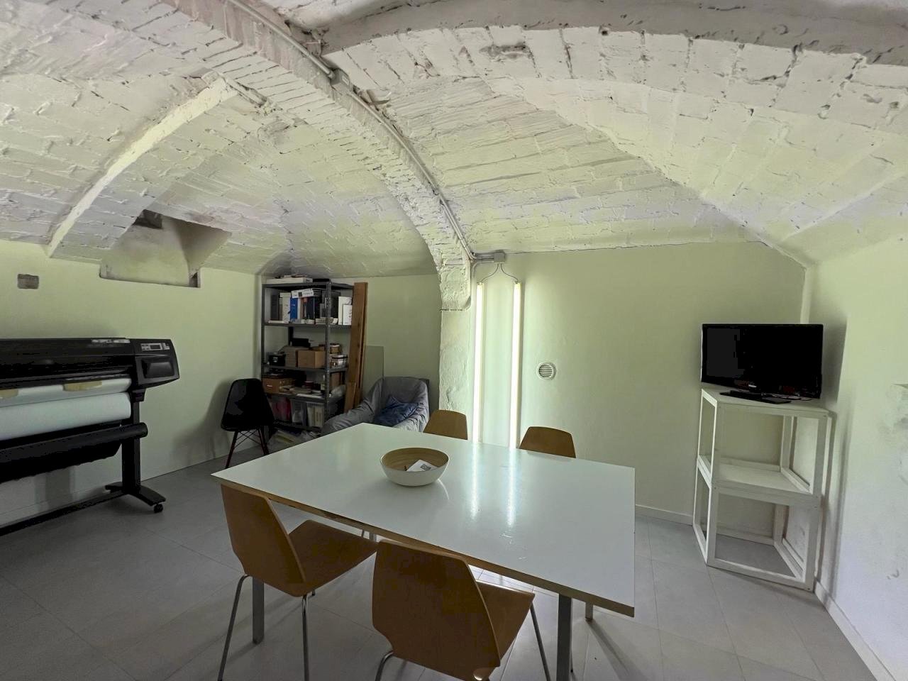 WhatsApp Image 2024-05-03 at 18.03.57 (6).jpeg - Locale Commerciale Via del Ghirlandaio 1/C R, Firenze - foto 2