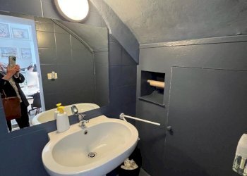 WhatsApp Image 2024-05-03 at 18.03.57 (1).jpeg - Locale Commerciale Via del Ghirlandaio 1/C R, Firenze - foto 13