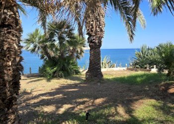 20250916_113037.jpg - Villa Via La Maddalena 35, Siracusa - foto 1