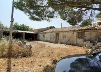 20250606_154046.jpg - Rustico Strada Statale 124 4, Palazzolo Acreide - foto 1