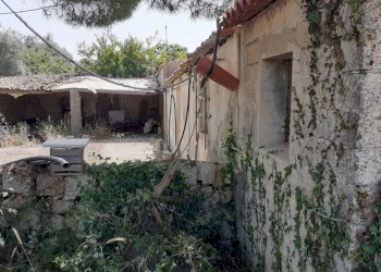 20250606_154143.jpg - Rustico Strada Statale 124 4, Palazzolo Acreide - foto 2