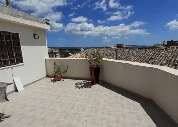 20250528_115149.jpg - Villa Via Sant'Antonio 20, Palazzolo Acreide - foto 1