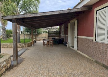 20250506_172936.jpg - Casa indipendente Strada Capo Murro di Porco 282, Siracusa - foto 11