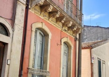 IMG20231115115206.jpg - Independent house Via Nicolò Zocco 3434, Palazzolo Acreide - photo 16