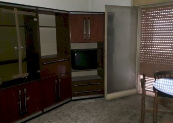 soggiorno al piano terra.jpg - Villa Via Scalilli 2121, Palazzolo Acreide - foto 6