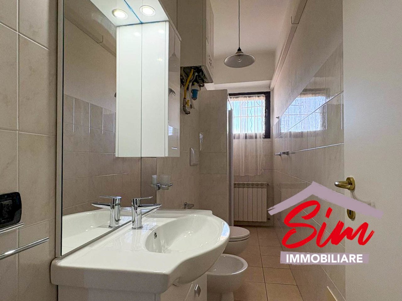 Trilocale in affitto in Semicentro - Three-room apartment Via Costantino Porta snc, Novara - photo 3