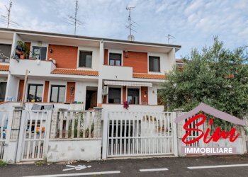 Villa in vendita a Oleggio - Villa a Schiera Via Carmine snc, Oleggio - foto 23