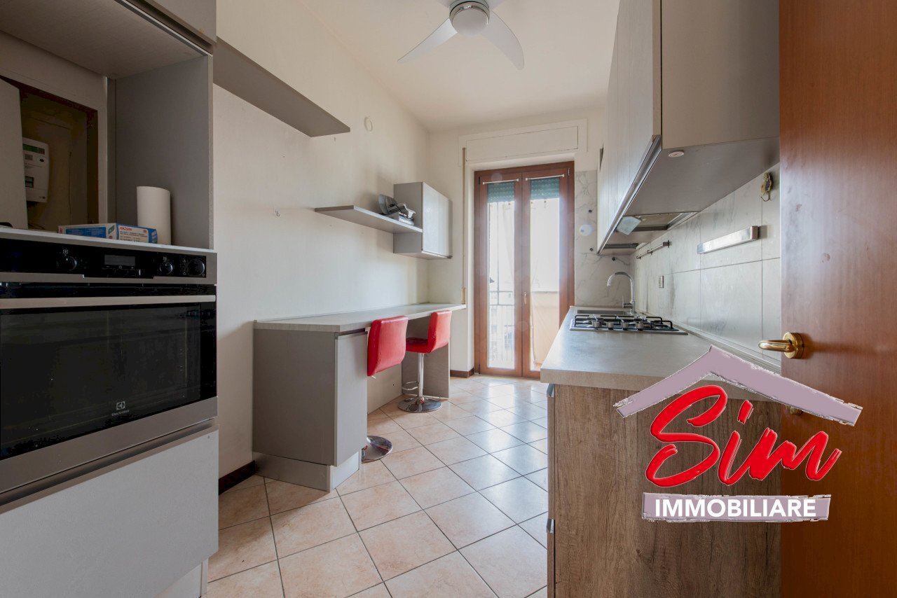 Novara, trilocale in vendita in zona semicentro - Trilocale Via Lodovico Bertona sn, Novara - foto 3