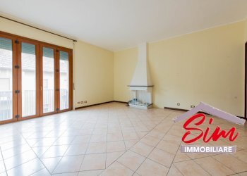 Novara, trilocale in vendita in zona semicentro - Trilocale Via Lodovico Bertona sn, Novara - foto 1