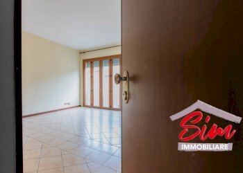 Novara, trilocale in vendita in zona semicentro - Trilocale Via Lodovico Bertona sn, Novara - foto 2