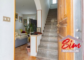 Villa semindipendente in vendita a Borgolavezzaro - Townhouse Via San Giovanni snc, Borgolavezzaro - photo 2