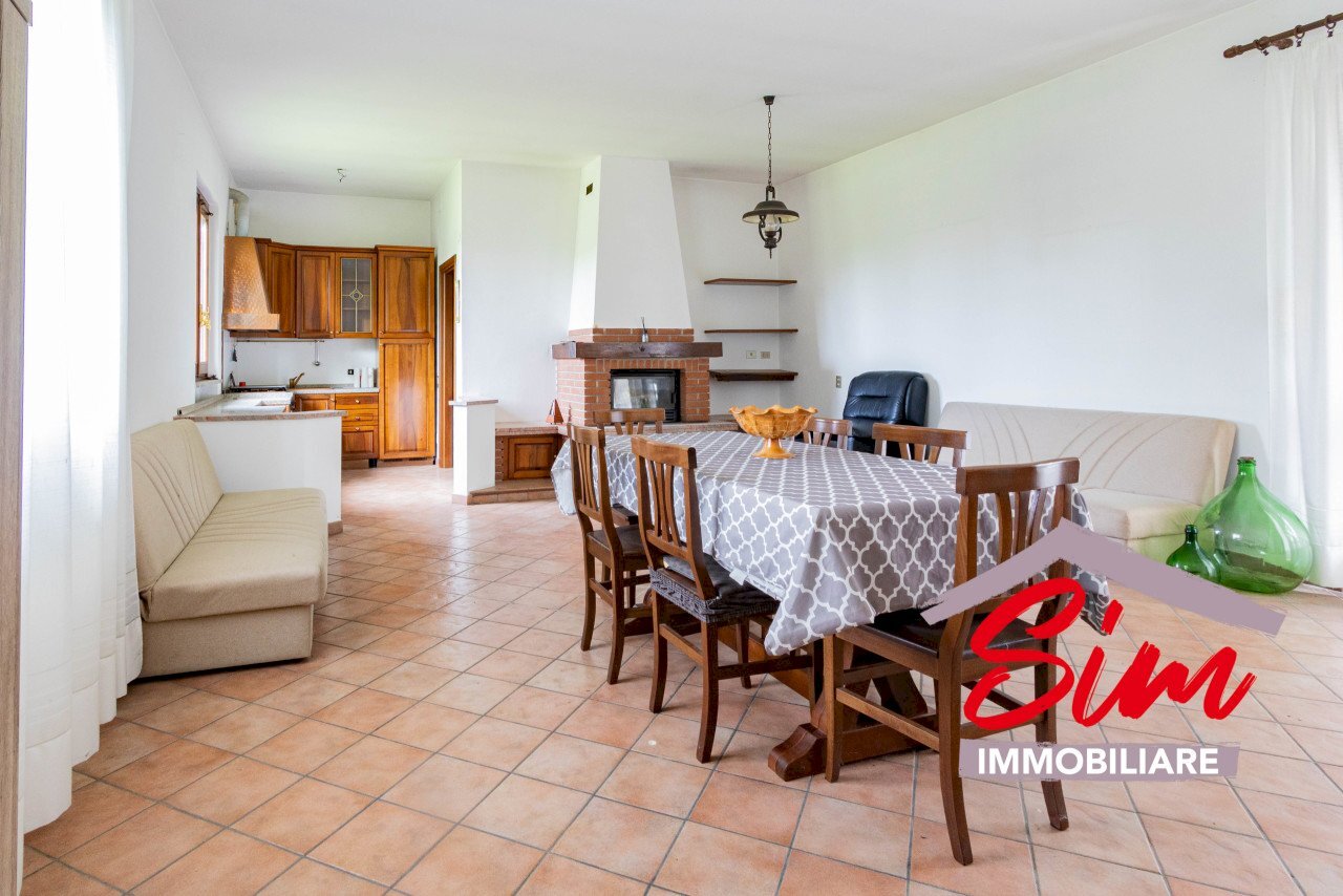 Villa indipendente in vendita a Borgolavezzaro - Villa Via IV Novembre sn, Borgolavezzaro - photo 2