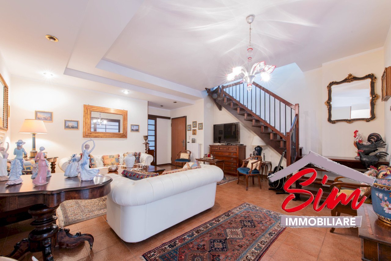 Pentalocale in vendita in San Martino - Appartamento Via Agogna sn, Novara - foto 1