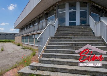 Locale commerciale in vendita a Caltignaga - Locale Commerciale Strada statale 229 del Lago d'Ortatrada provincial sn, Caltignaga - foto 3