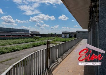 Locale commerciale in vendita a Caltignaga - Locale Commerciale Strada statale 229 del Lago d'Ortatrada provincial sn, Caltignaga - foto 4