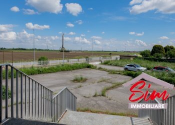 Locale commerciale in vendita a Caltignaga - Locale Commerciale Strada statale 229 del Lago d'Ortatrada provincial sn, Caltignaga - foto 6