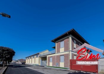 Villa bifamiliare in vendita a Casaleggio - Villa Viale Roma sn, Casaleggio Novara - foto 2