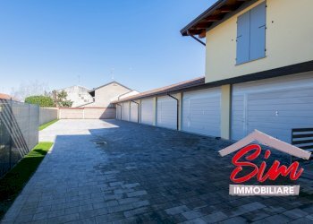 Villa bifamiliare in vendita a Casaleggio - Villa Viale Roma sn, Casaleggio Novara - foto 4