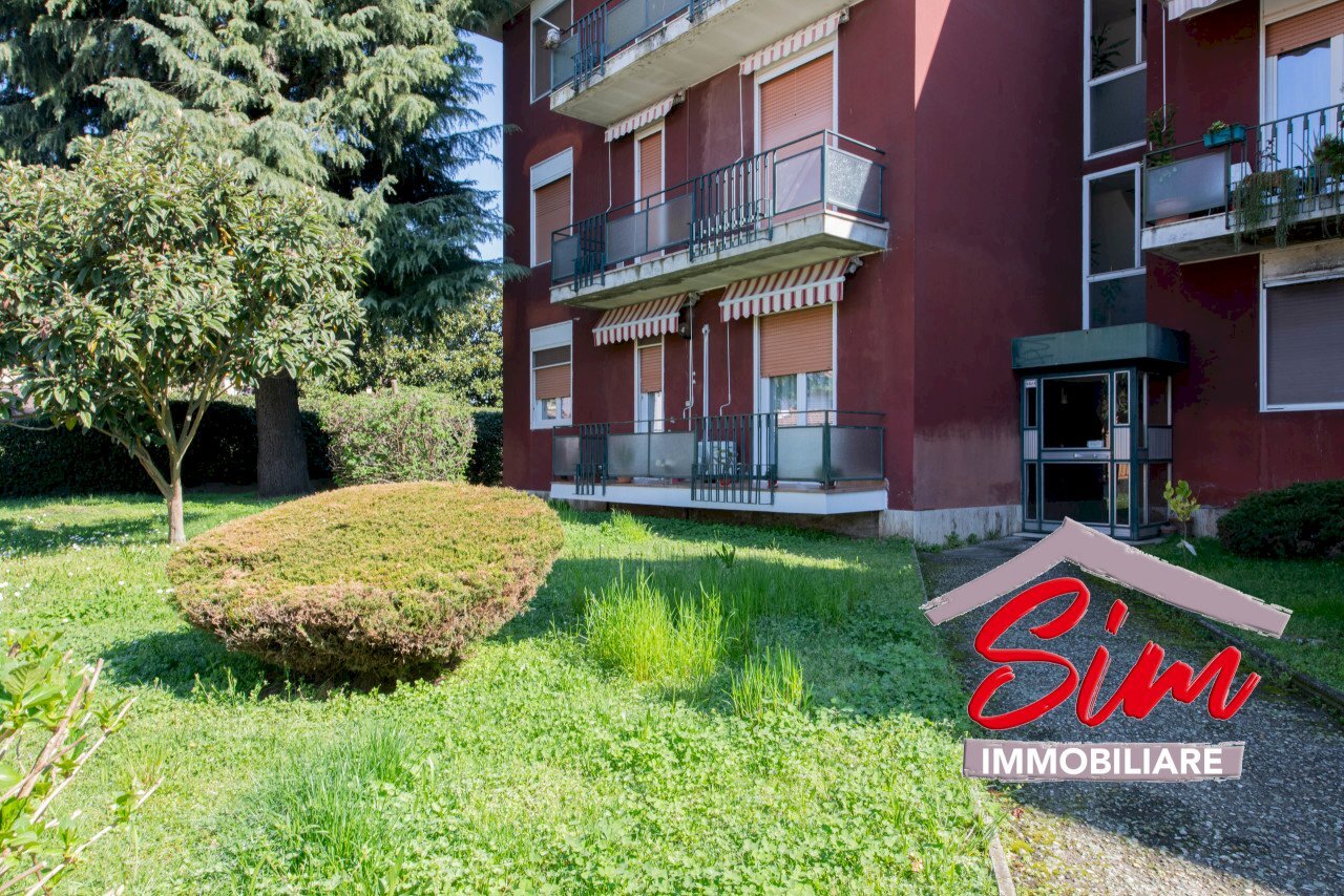 Due locali in vendita a Borgolavezzaro - Bilocale Via Tornaco sn, Borgolavezzaro - foto 2