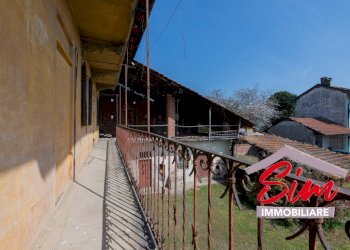 Rustico in vendita a Fara Novarese - Rustico Via Roma sn, Fara Novarese - foto 12