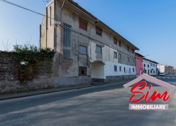 Porzione di casa in vendita a Vicolungo - Porzione di casa Via Vittorio Emanuele II 29, Vicolungo - foto 1