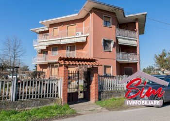 Quadrilocale in vendita ad Oleggio - Quadrilocale Via Grizza snc, Oleggio - foto 1