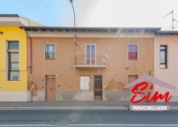 Villa in vendita a Borgolavezzaro - Independent house Via Cavour sn, Borgolavezzaro - photo 2