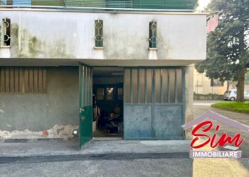 Box quadruplo in vendita a Novara - Box VIA BOTTEGO  SN, Trecate - foto 1