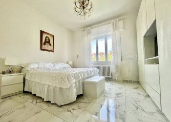 Camera matrimoniale 1 - Casa indipendente SS439, Buti - foto 17