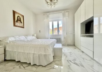 Camera matrimoniale 1 - Casa indipendente SS439, Buti - foto 19