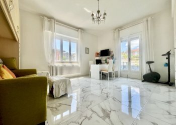 Camera matrimoniale 2 - Casa indipendente SS439, Buti - foto 23