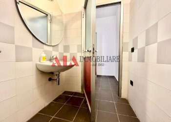 Bagno - Ufficio Via D'acquisto Salvo, Pontedera - foto 5