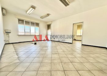 Vano 3 - Ufficio Via D'acquisto Salvo, Pontedera - foto 9