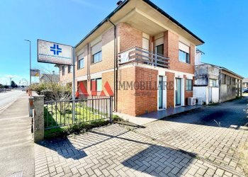 Esterni - Ufficio Via D'acquisto Salvo, Pontedera - foto 17