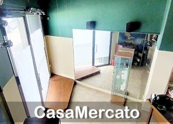 4.jpg - Locale Commerciale Via Frascati, Rocca di Papa - foto 4