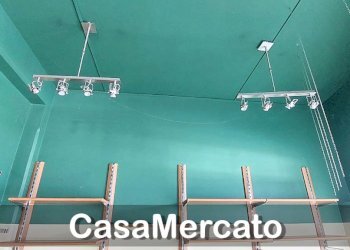 16.jpg - Locale Commerciale Via Frascati, Rocca di Papa - foto 16