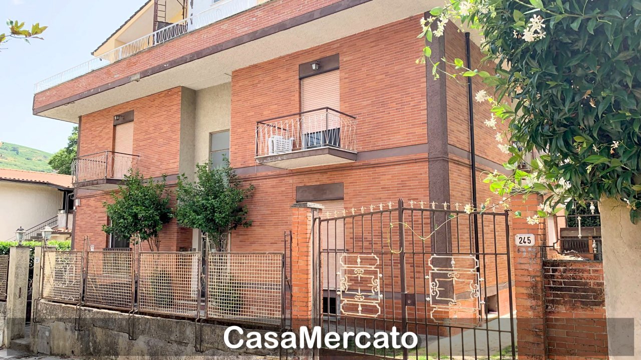 2.jpg - Appartamento Viale dei Pini, Monte Compatri - foto 2